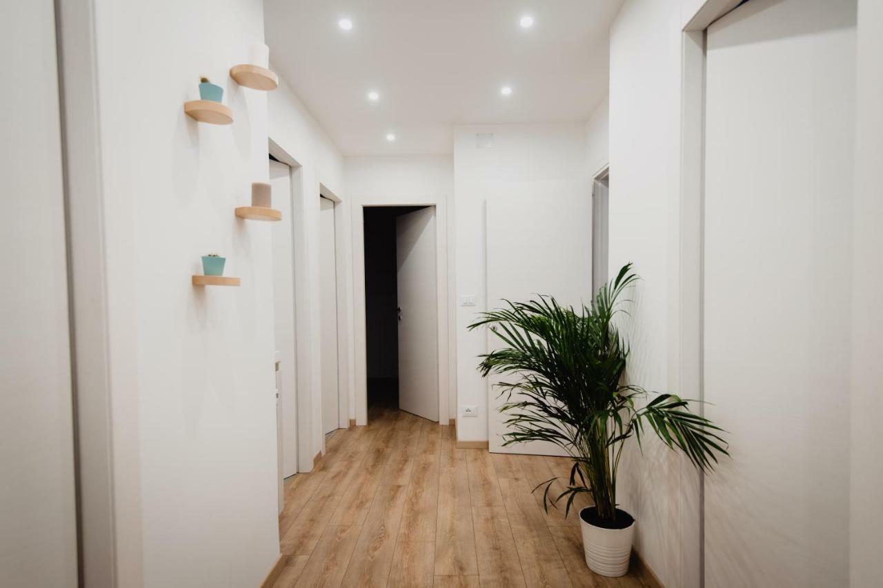 La Boutique Del Vento - Esclusivo In Pieno Centro Apartment Триест Екстериор снимка